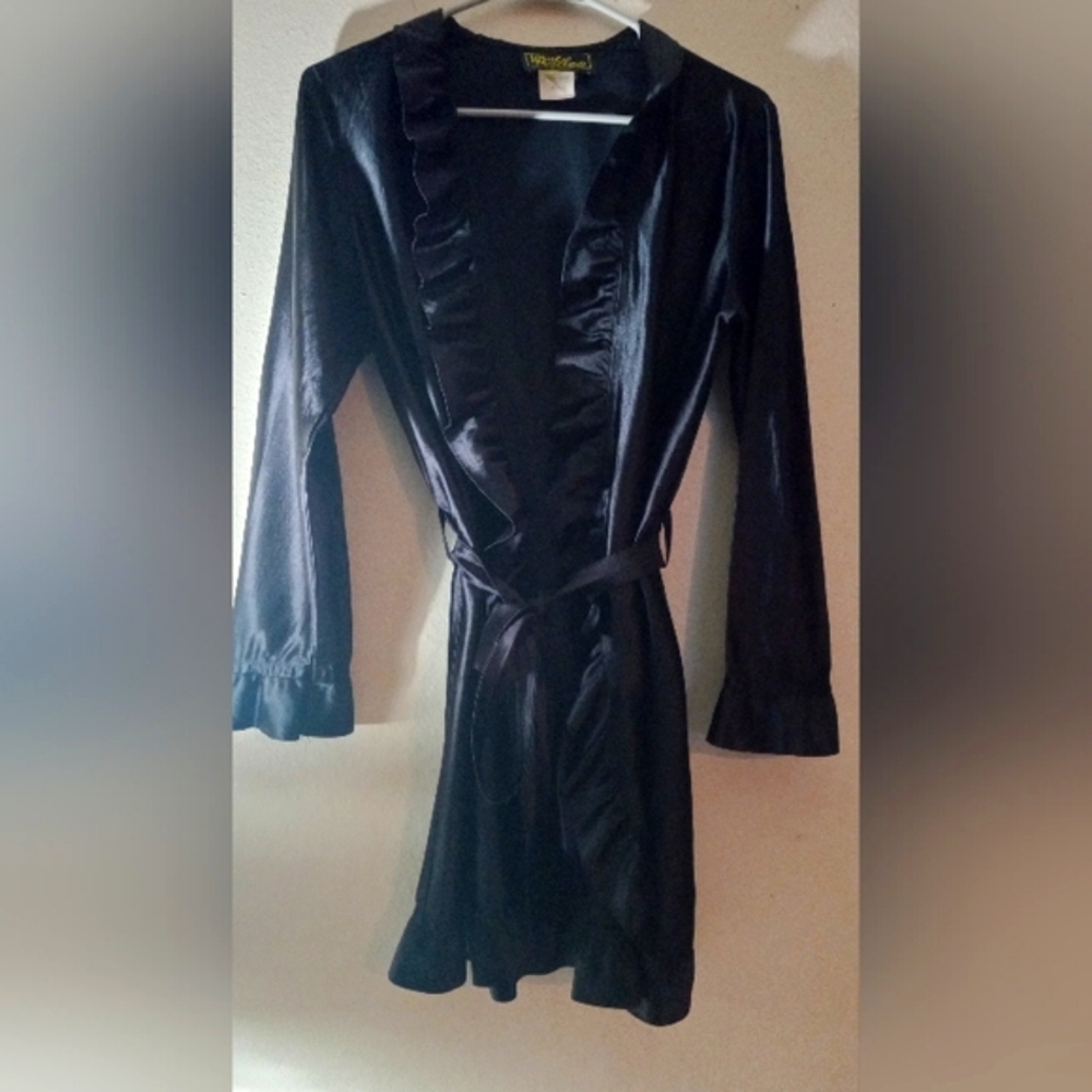 Vintage 60-70s Rue Rodeo Luxury Satiny Frill Ruffle Robe Medium Beautiful - Picture 2 of 7
